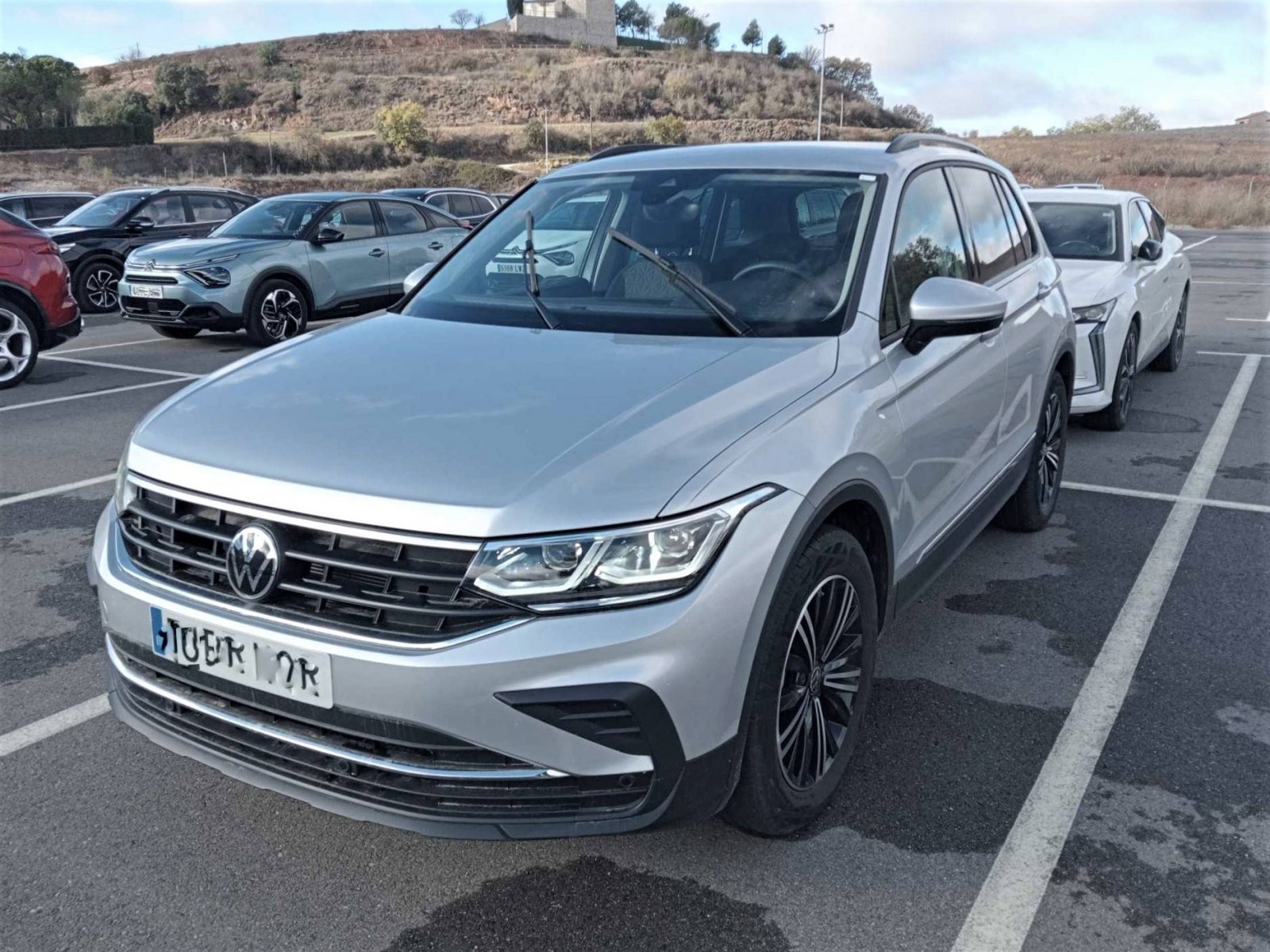 VOLKSWAGEN - TIGUAN - #189741 - 0