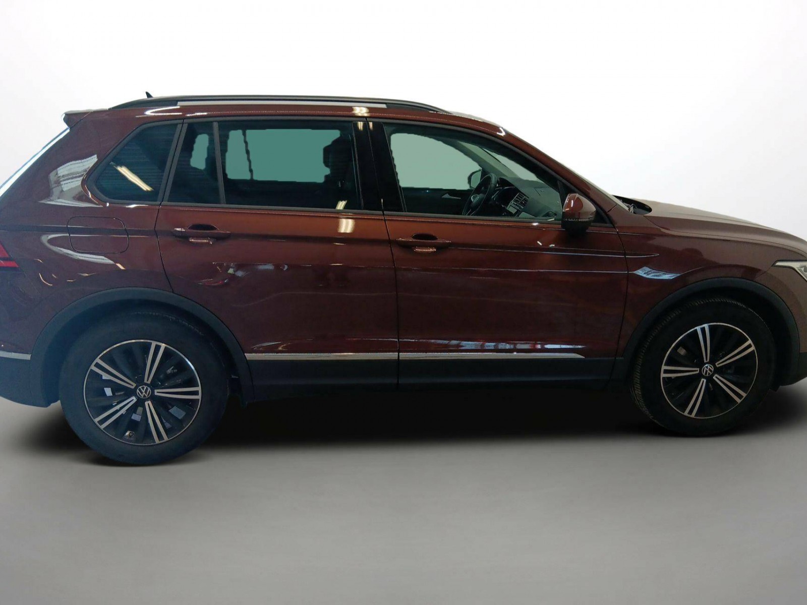 VOLKSWAGEN - TIGUAN - #189747 - 14