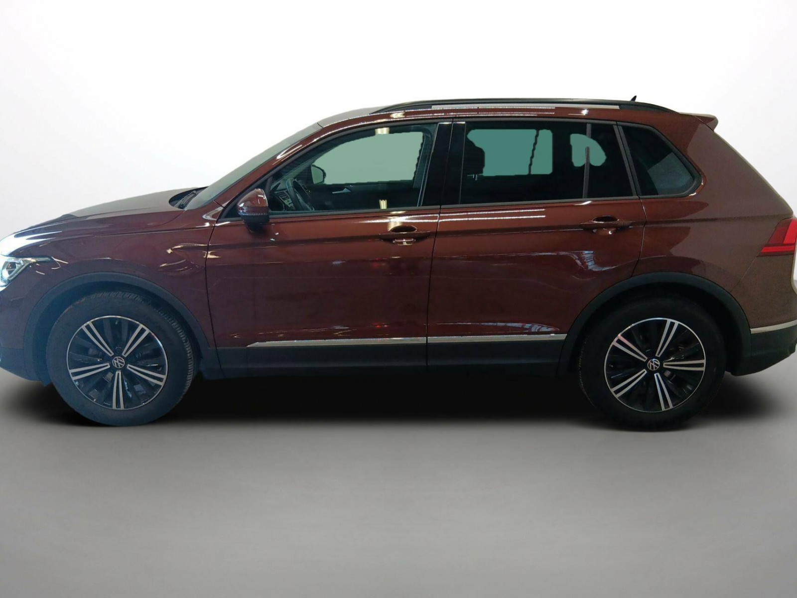 VOLKSWAGEN - TIGUAN - #189747 - 15