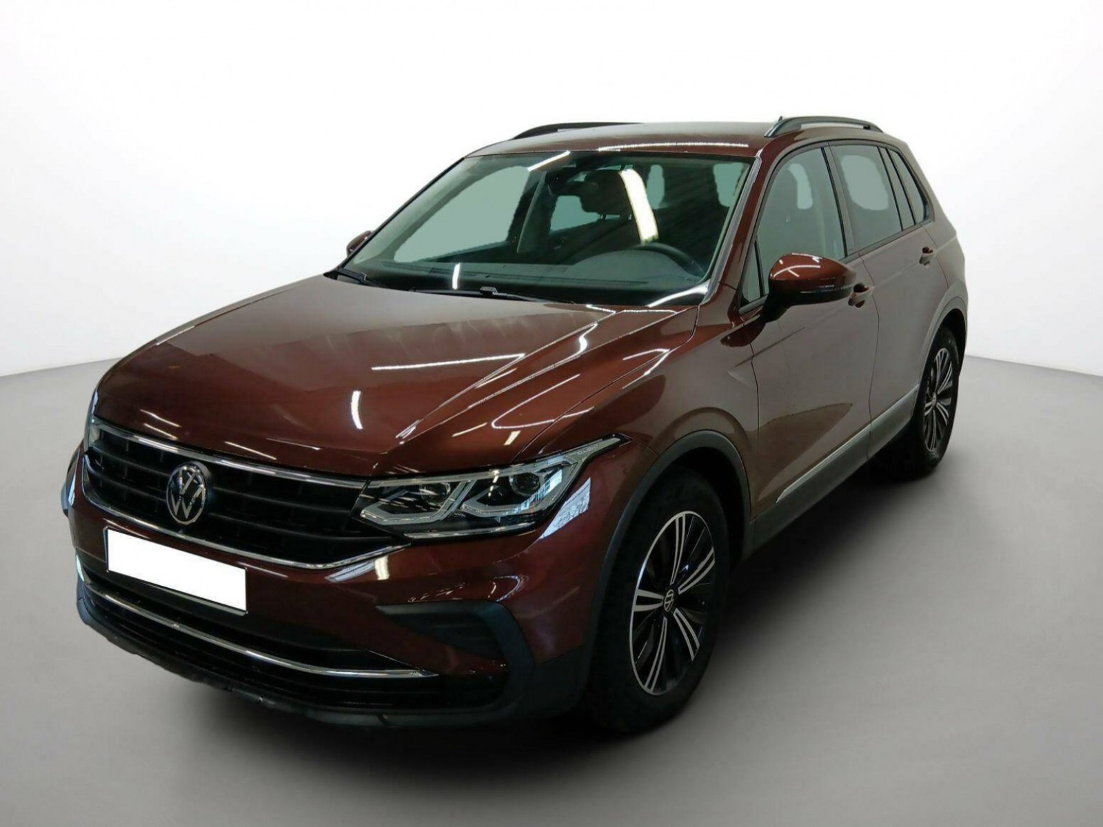 VOLKSWAGEN - TIGUAN - #189747 - 17