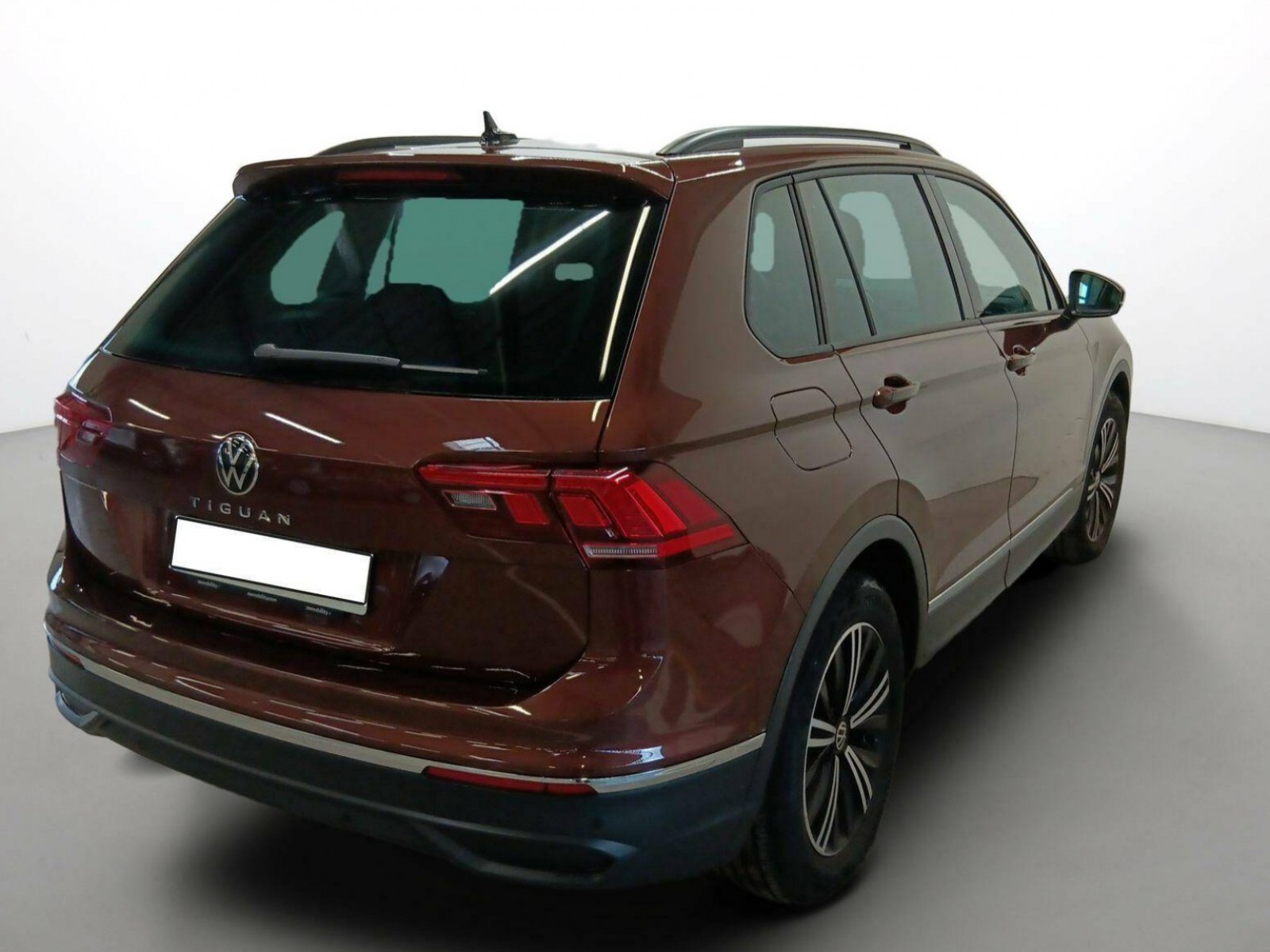VOLKSWAGEN - TIGUAN - #189747 - 22