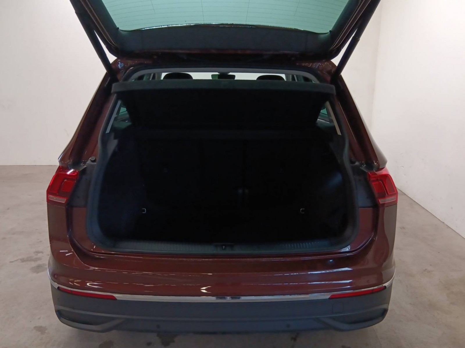 VOLKSWAGEN - TIGUAN - #189747 - 39