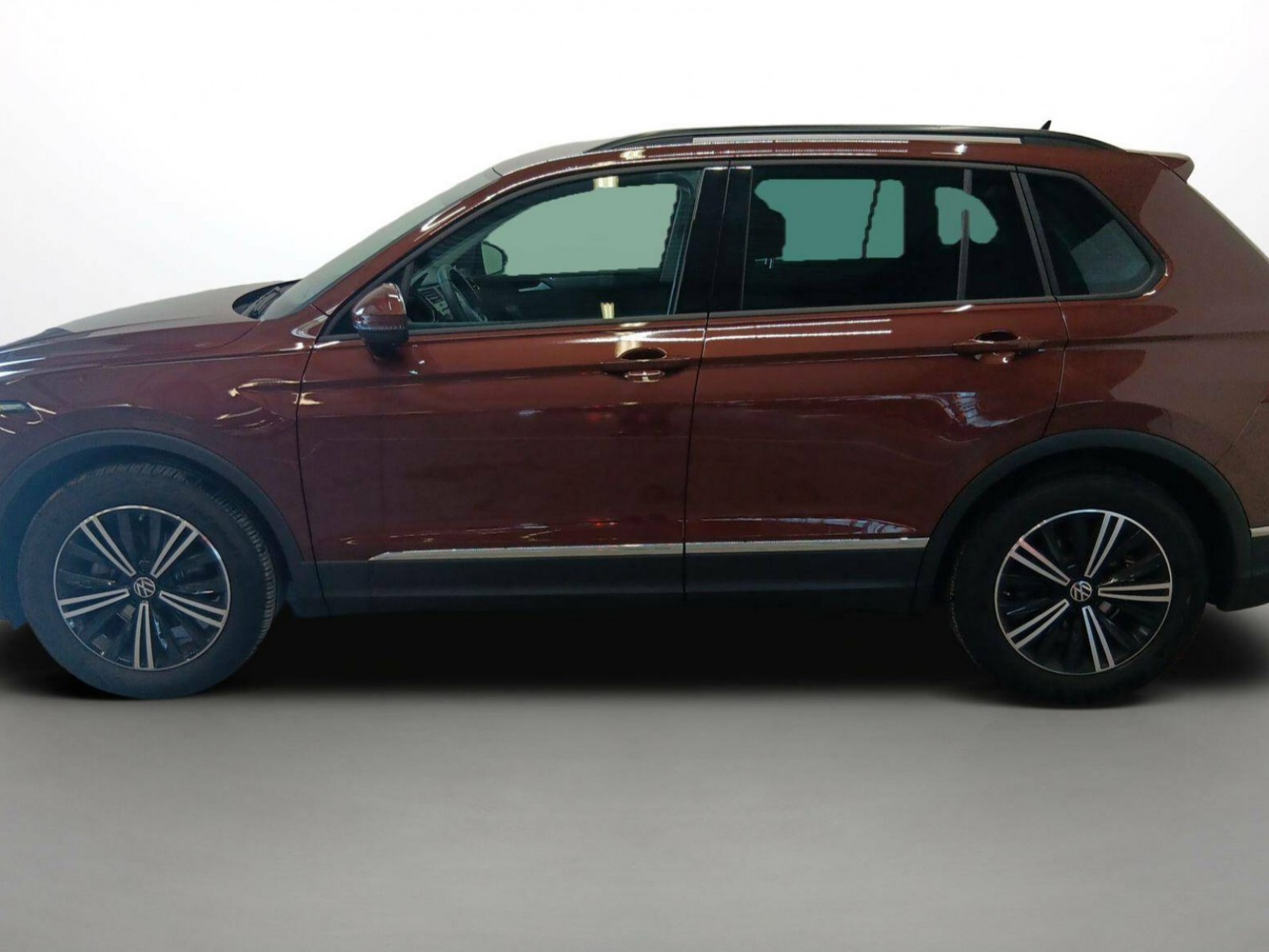 VOLKSWAGEN - TIGUAN - #189747 - 42