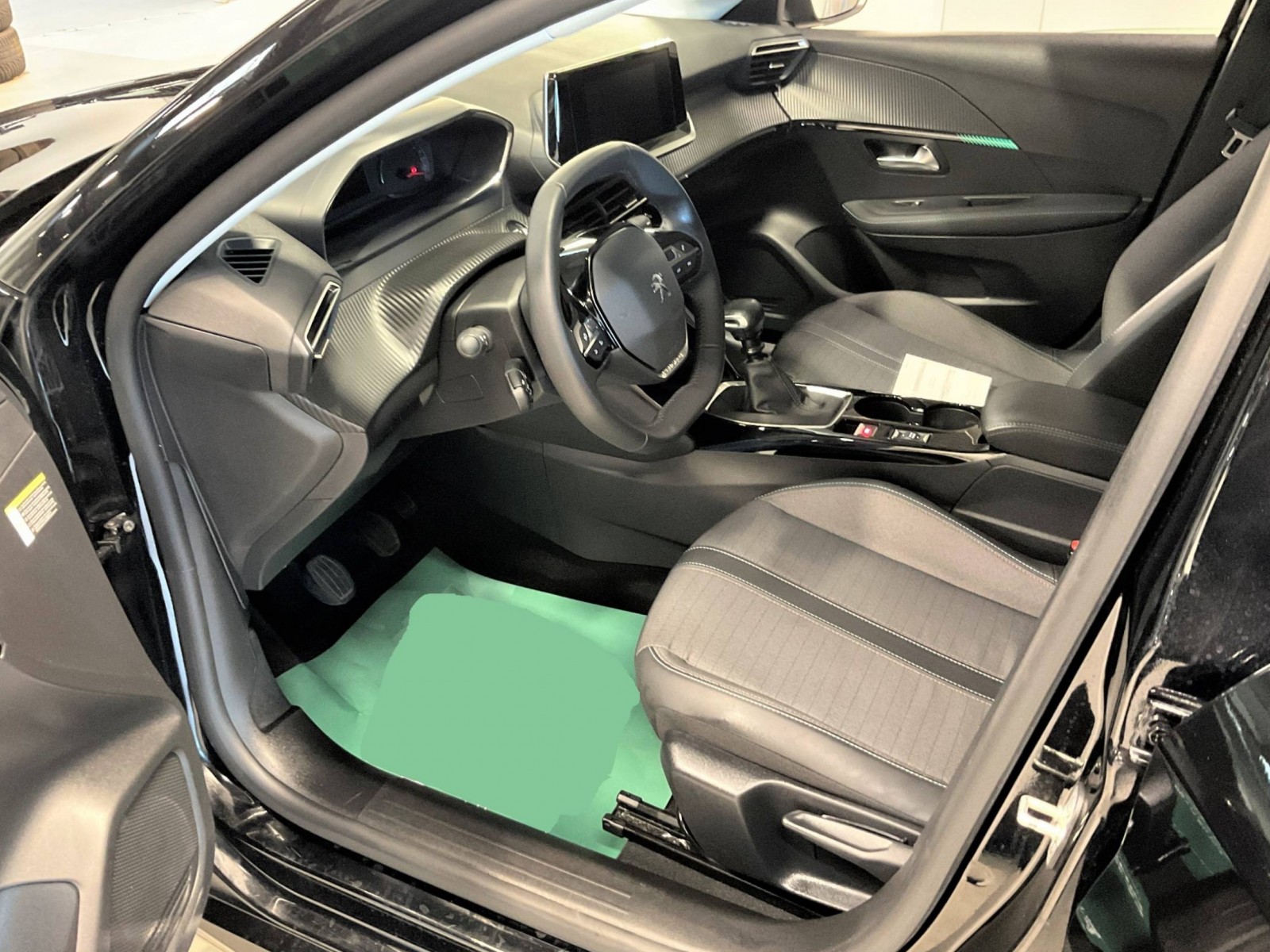 PEUGEOT - 208 - #189753 - 25