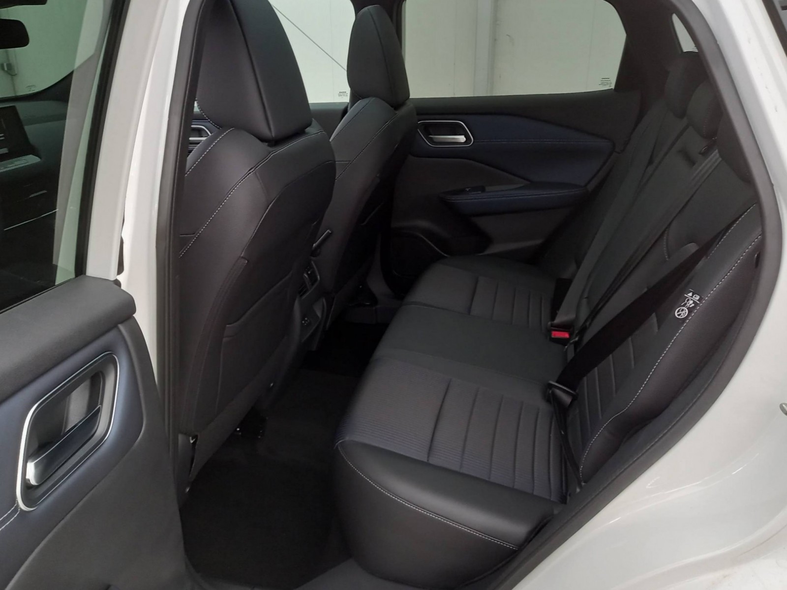NISSAN - QASHQAI - #189322 - 26