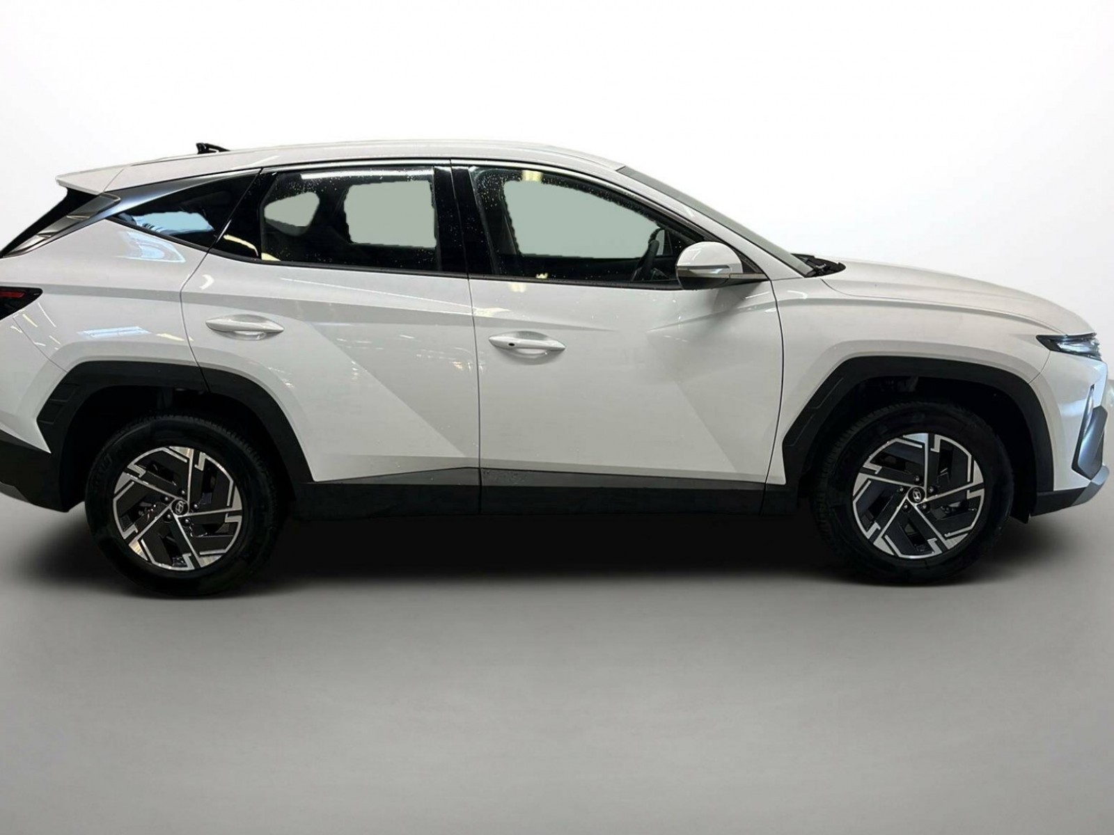 HYUNDAI - TUCSON - #275609 - 15