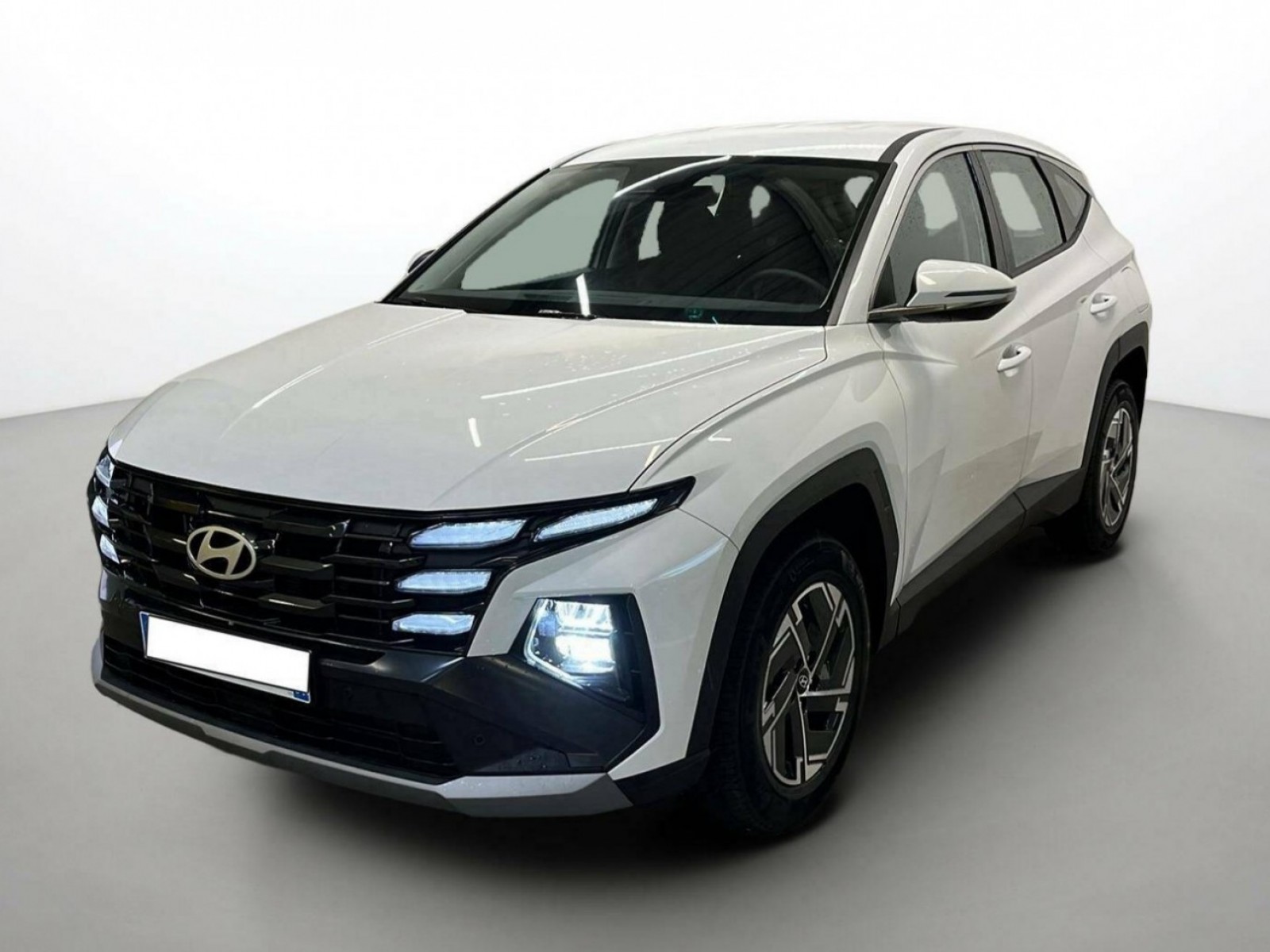 HYUNDAI - TUCSON - #275606 - 18