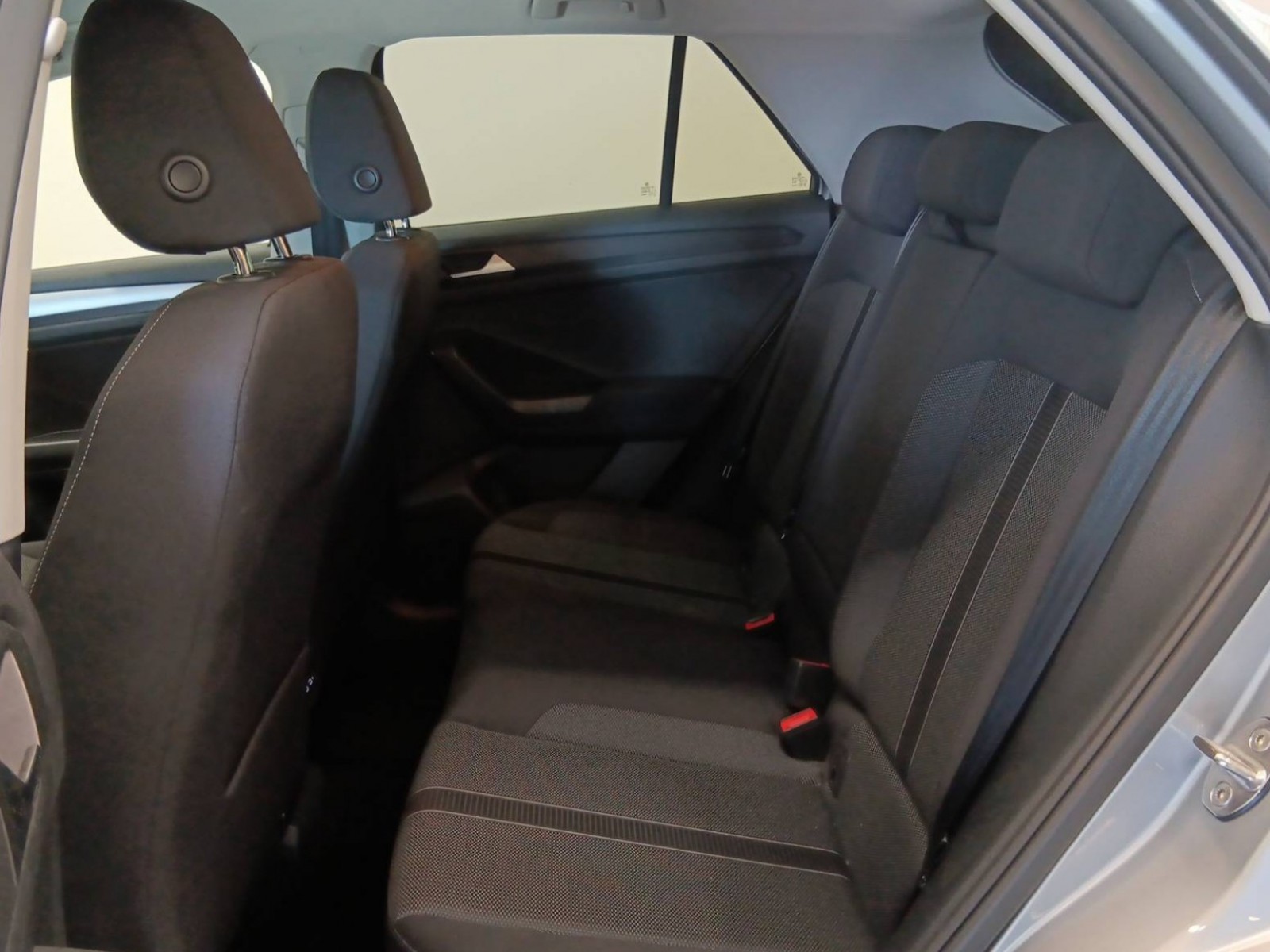 VOLKSWAGEN - T-ROC - #189223 - 24