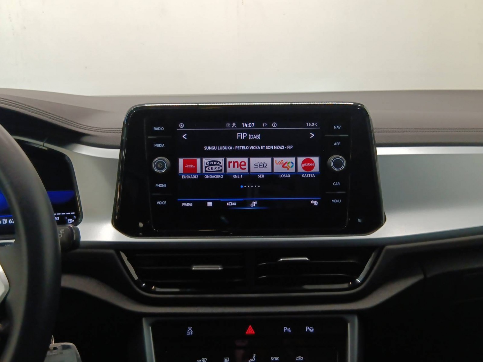VOLKSWAGEN - T-ROC - #189223 - 11