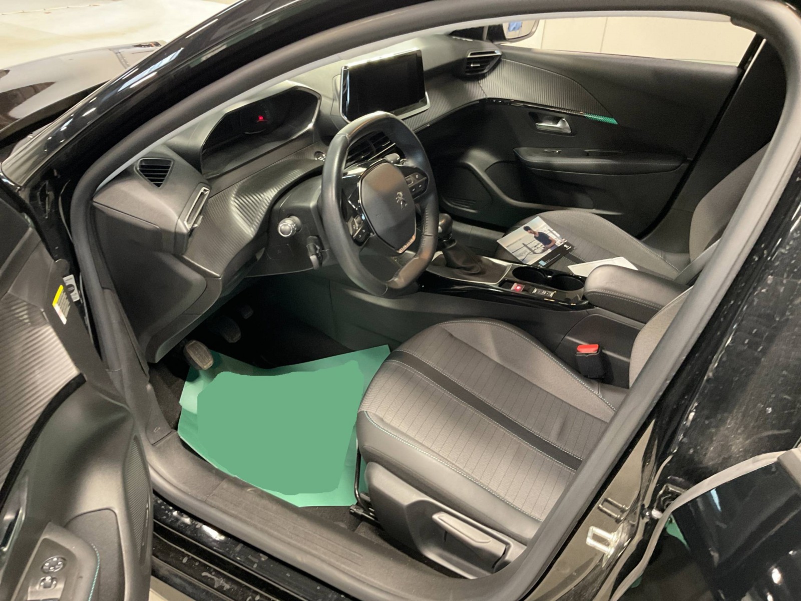 PEUGEOT - 208 - #189791 - 8