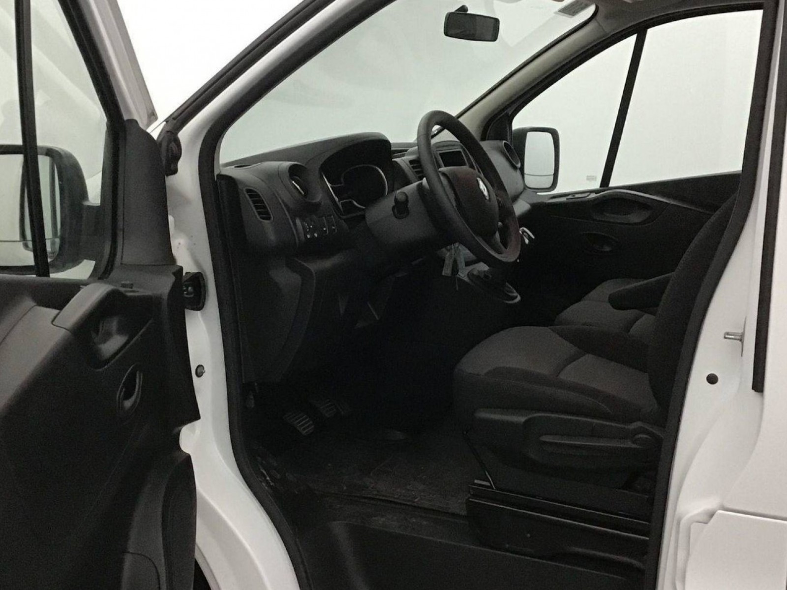 RENAULT - TRAFIC - #189794 - 25