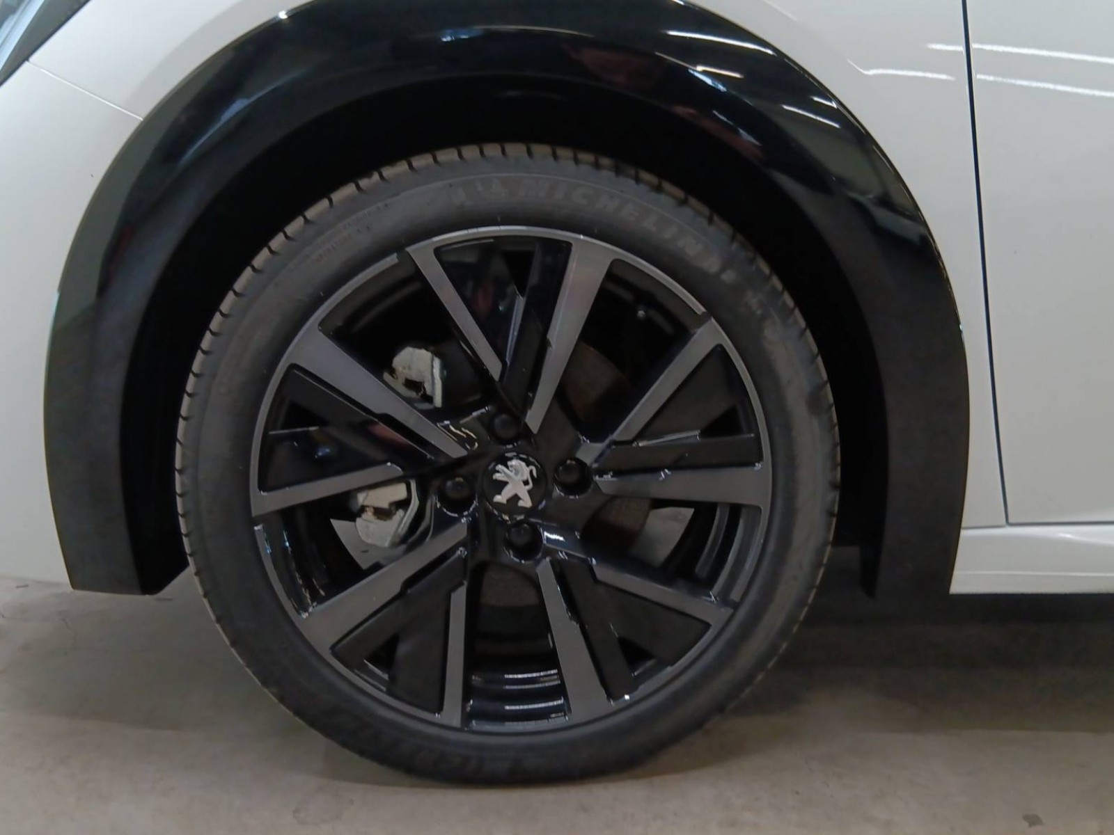PEUGEOT - 208 - #189402 - 6