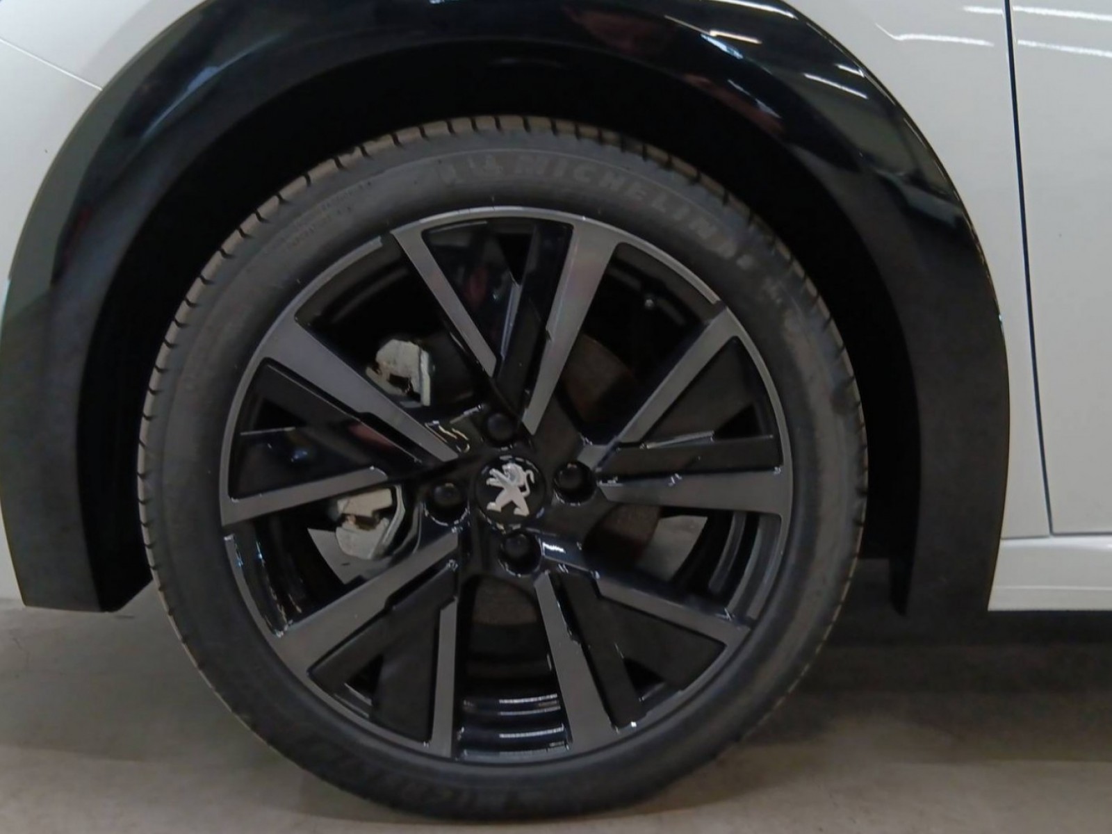 PEUGEOT - 208 - #189401 - 23