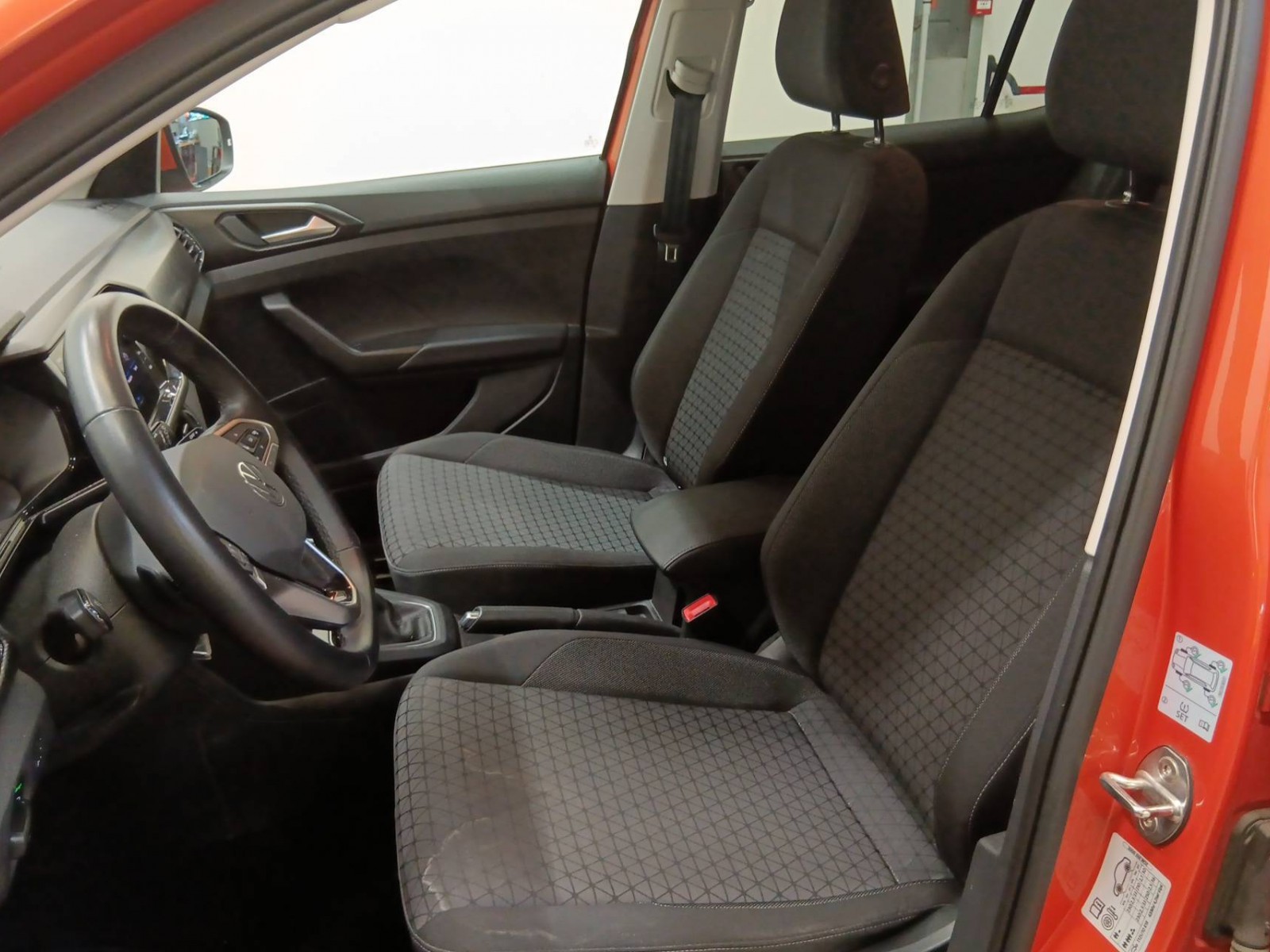 VOLKSWAGEN - T-CROSS - #188554 - 7