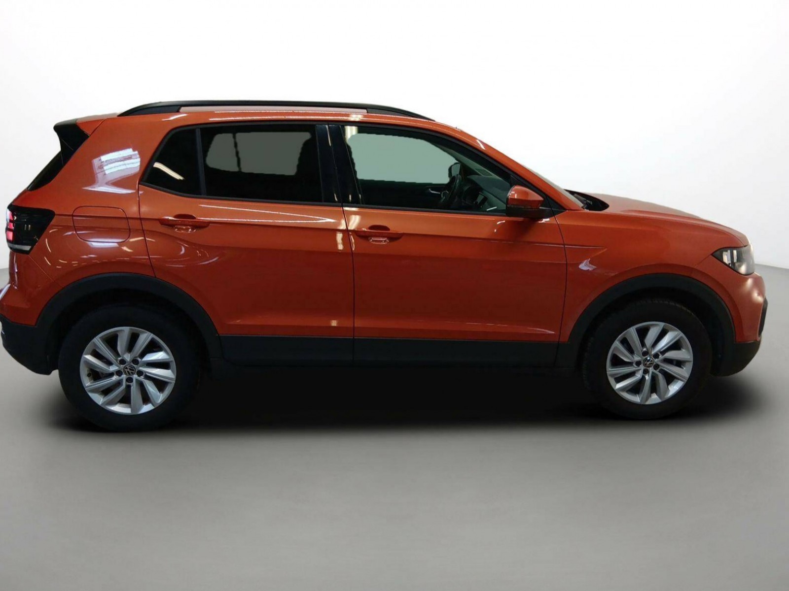 VOLKSWAGEN - T-CROSS - #188554 - 32