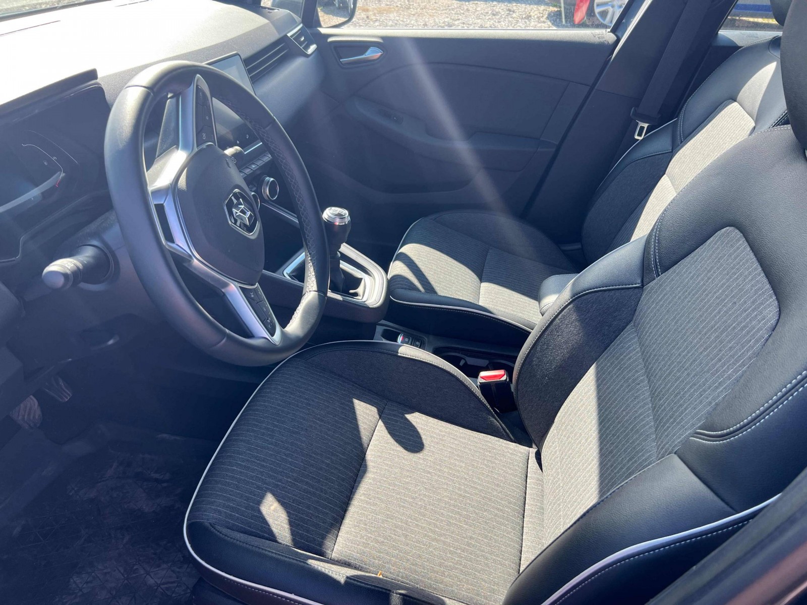 RENAULT - CLIO V - #189916 - 3