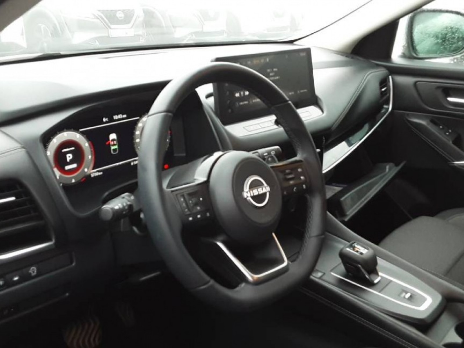 NISSAN - QASHQAI - #189911 - 5