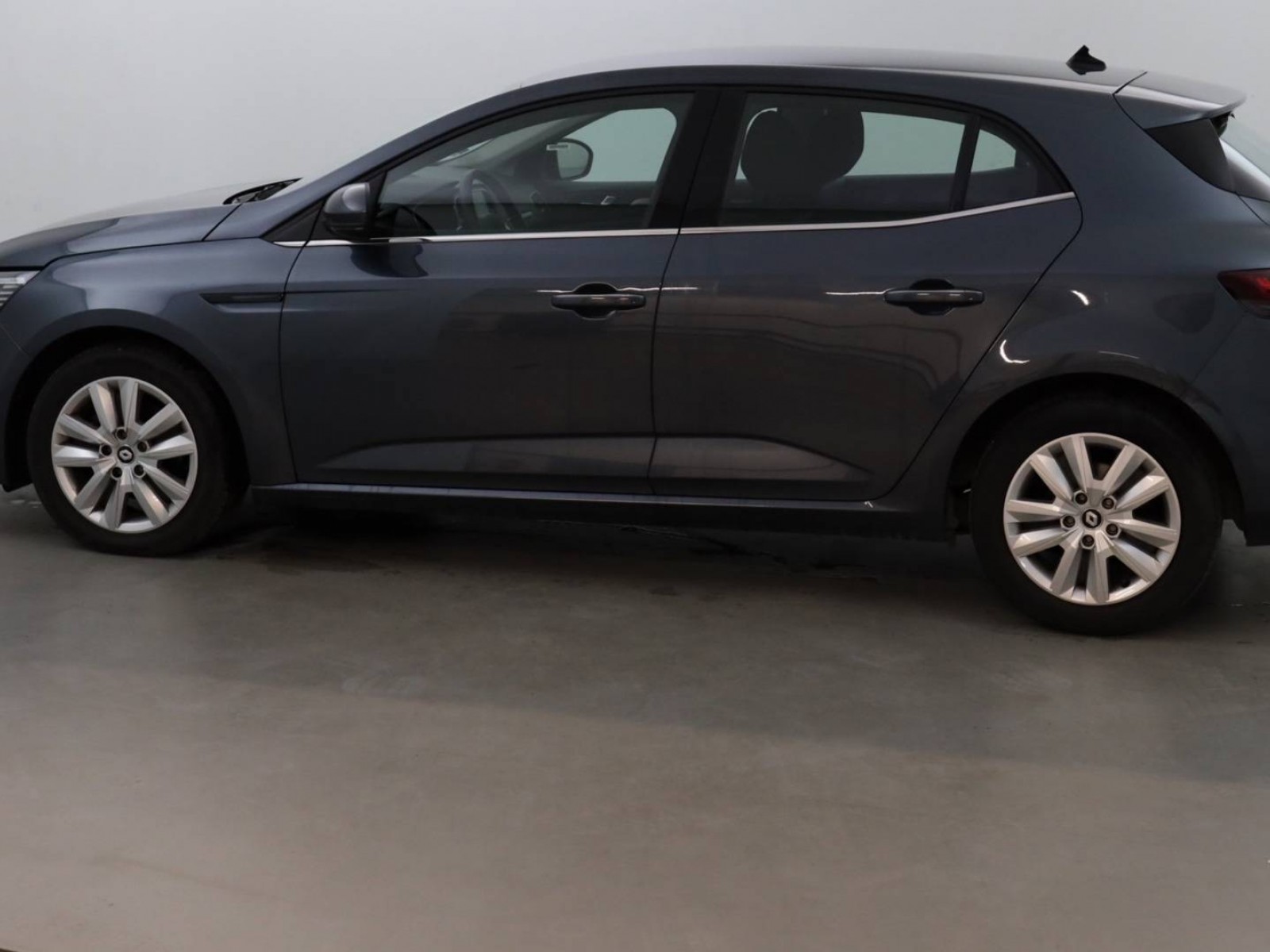 RENAULT - MEGANE IV BERLINE - #191827 - 1