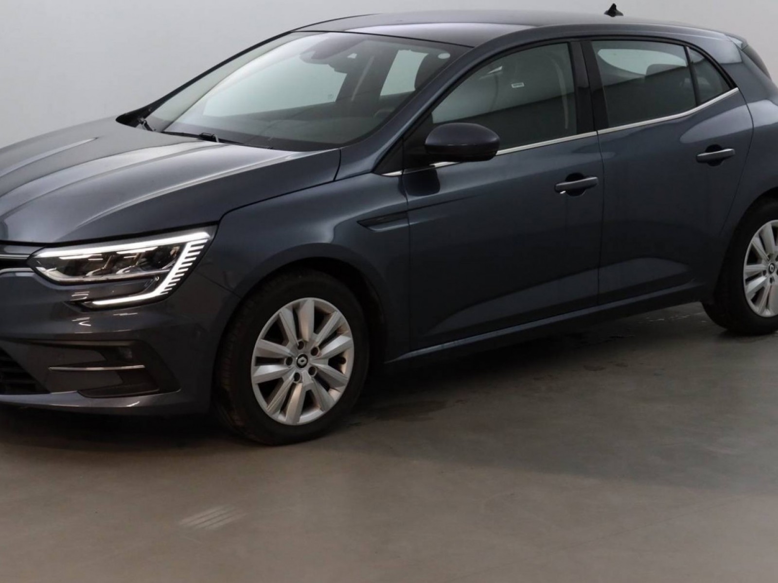 RENAULT - MEGANE IV BERLINE - #191827 - 16