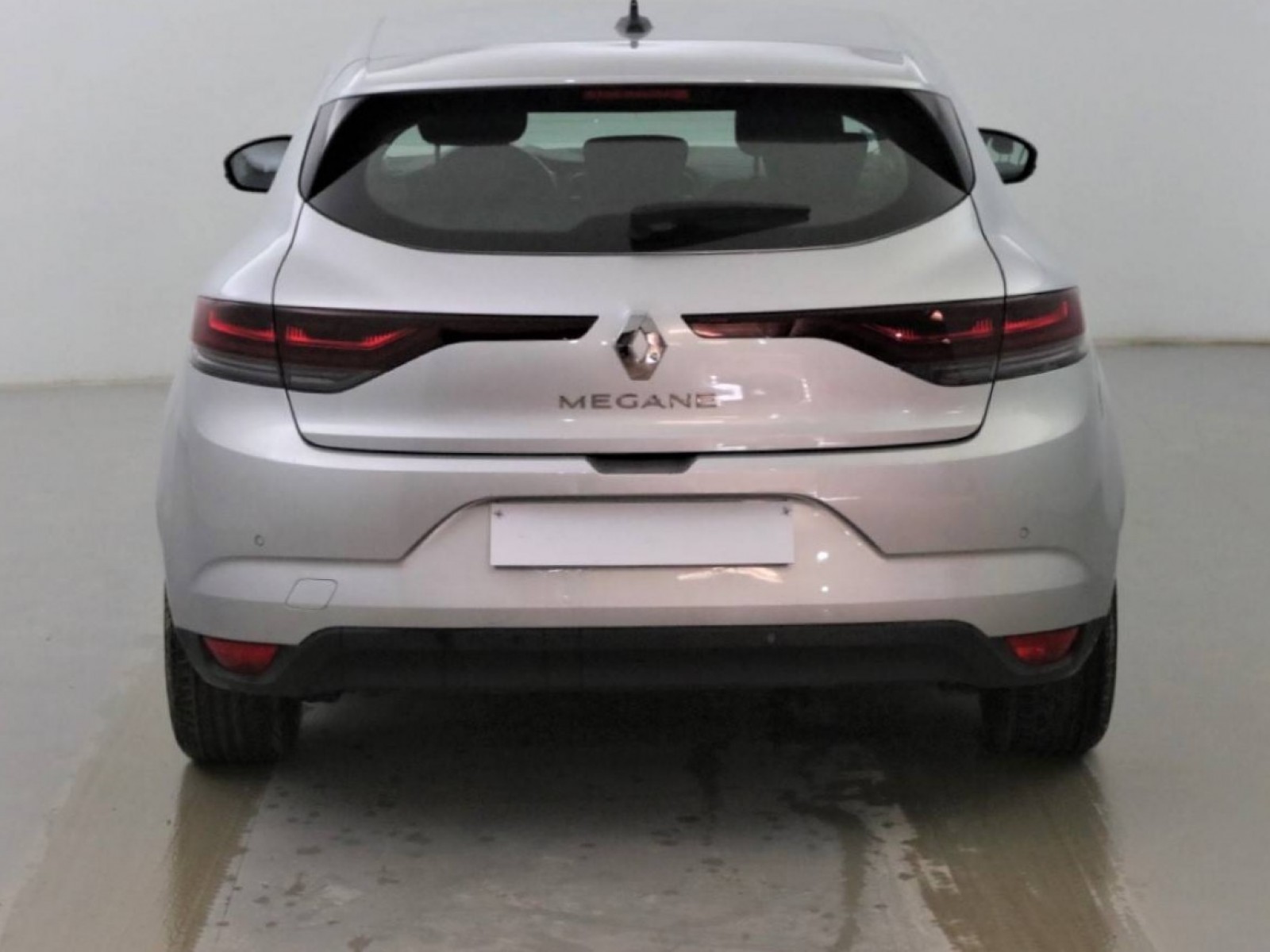 RENAULT - MEGANE IV BERLINE - #191829 - 18