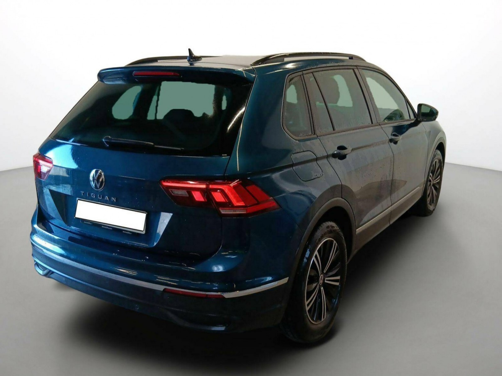 VOLKSWAGEN - TIGUAN - #188713 - 3
