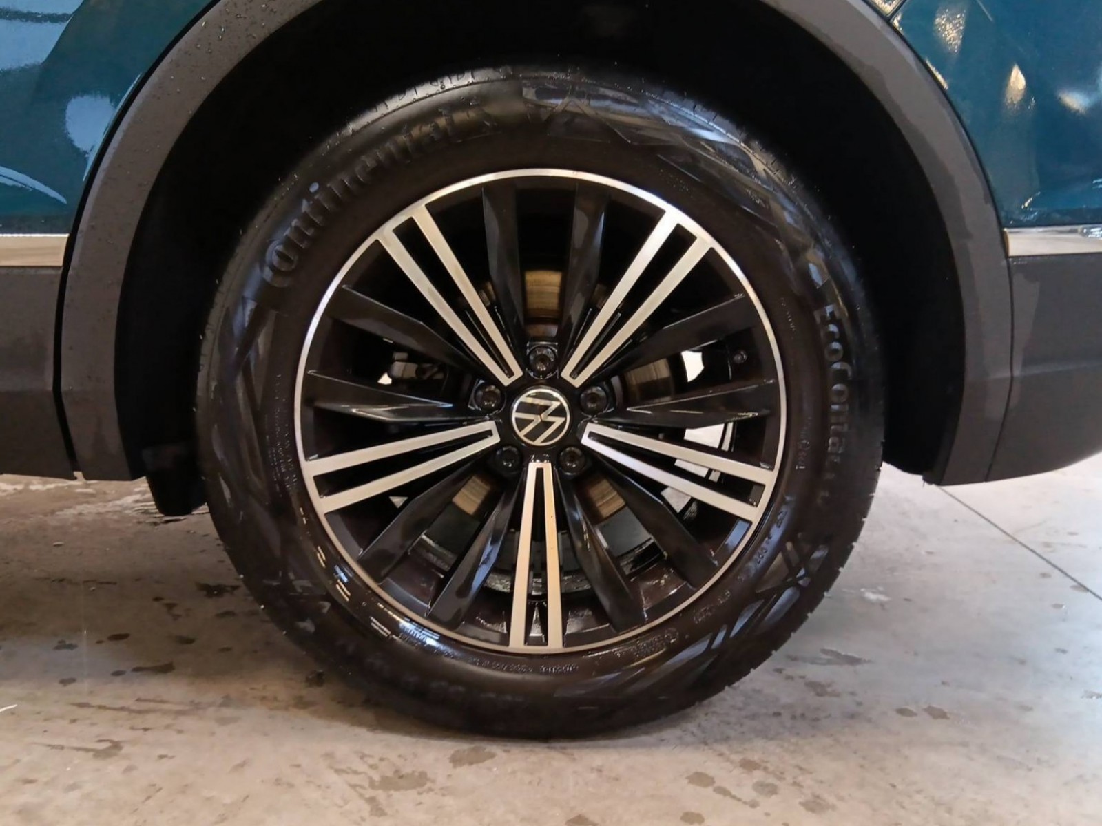 VOLKSWAGEN - TIGUAN - #188713 - 6