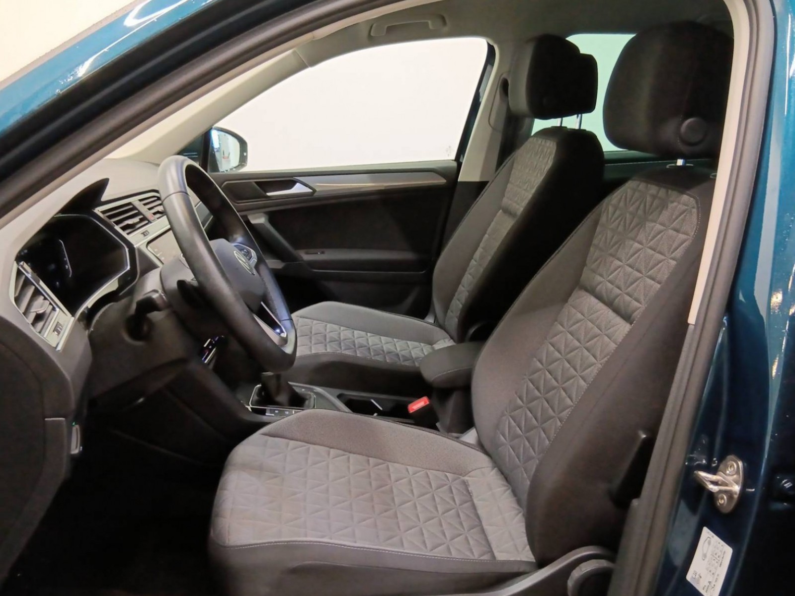VOLKSWAGEN - TIGUAN - #188713 - 7