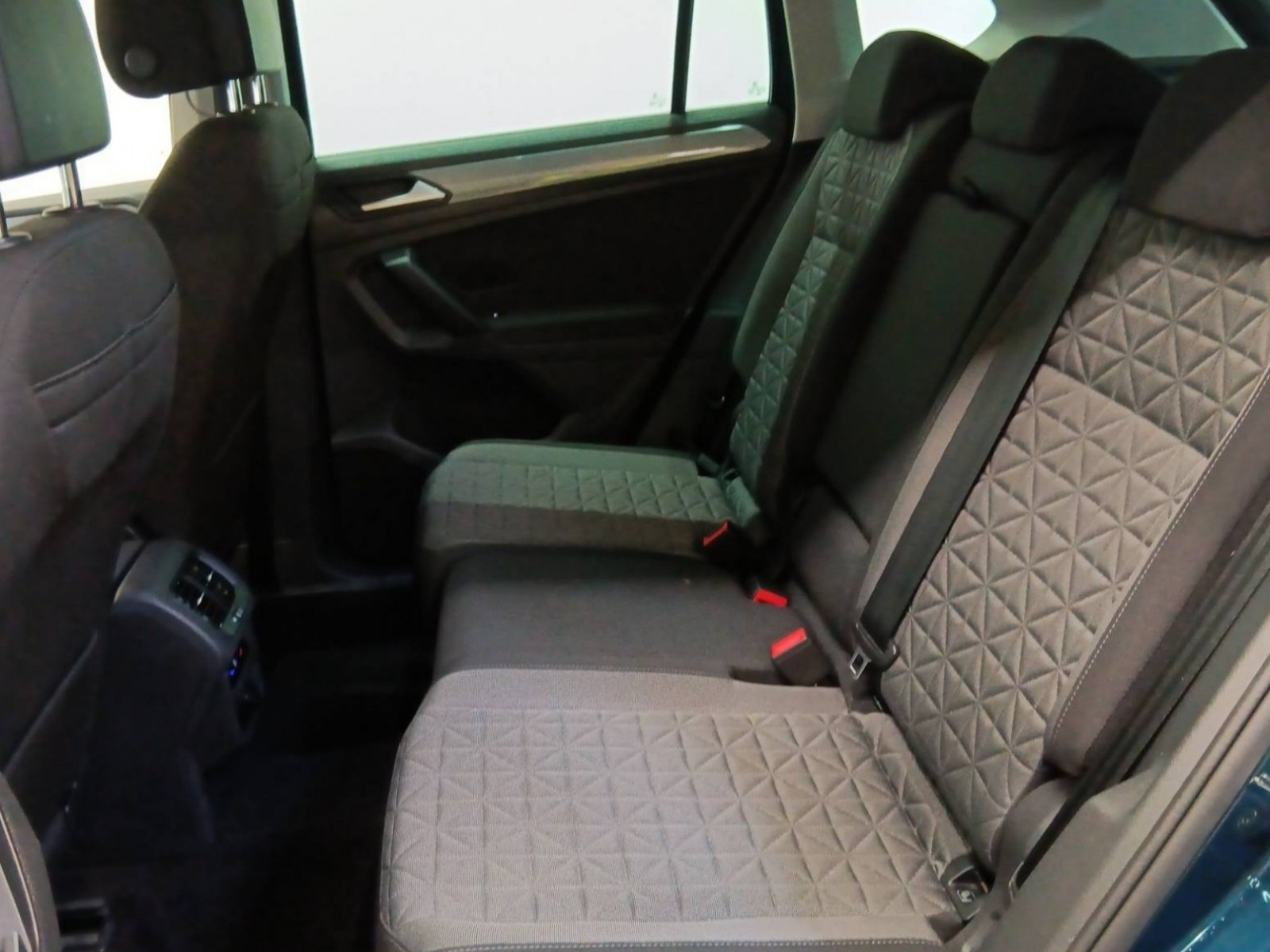 VOLKSWAGEN - TIGUAN - #188713 - 8