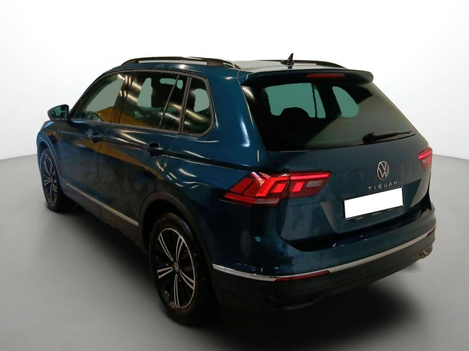 VOLKSWAGEN - TIGUAN - #189744 - 2