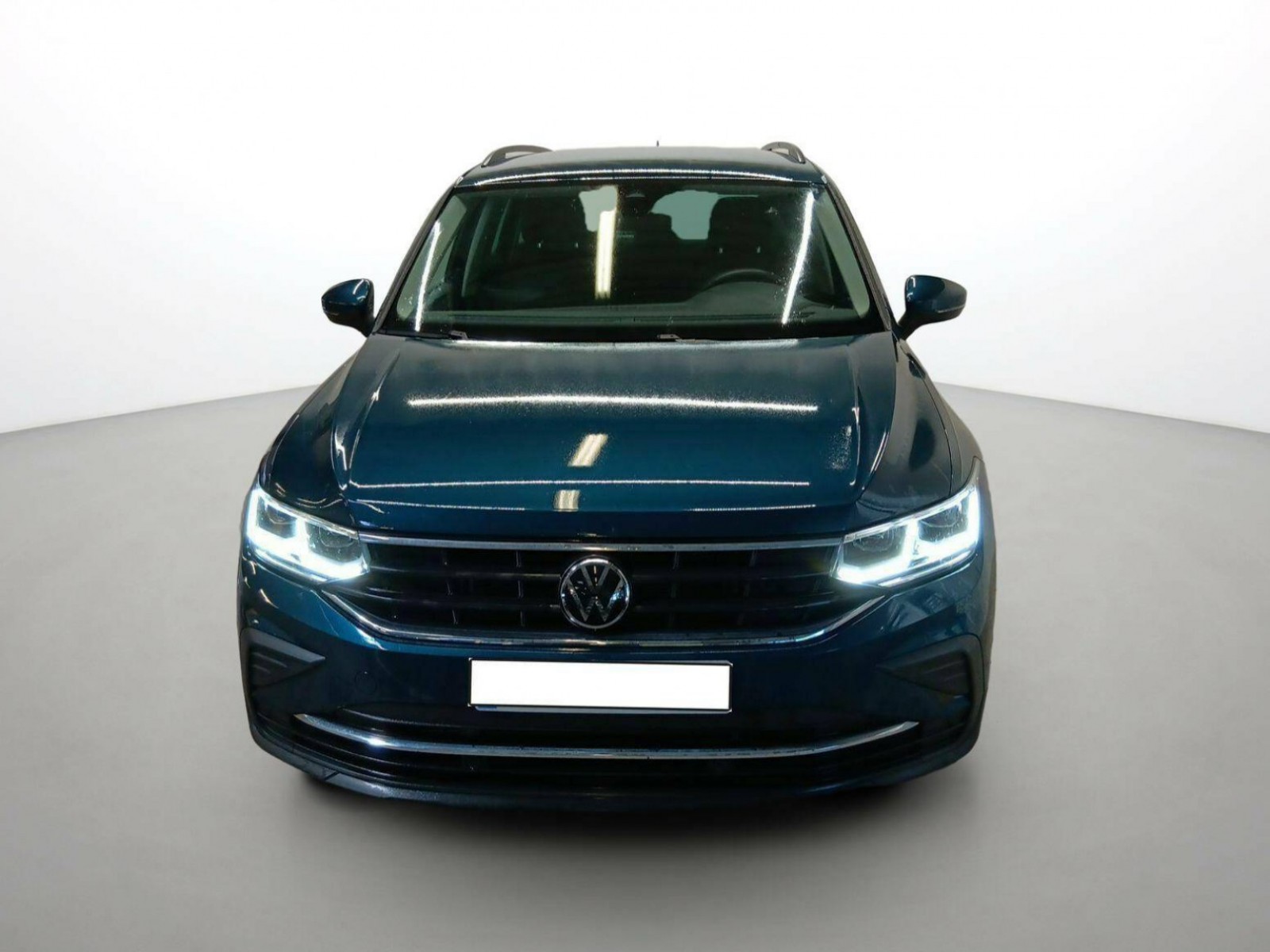 VOLKSWAGEN - TIGUAN - #189749 - 4