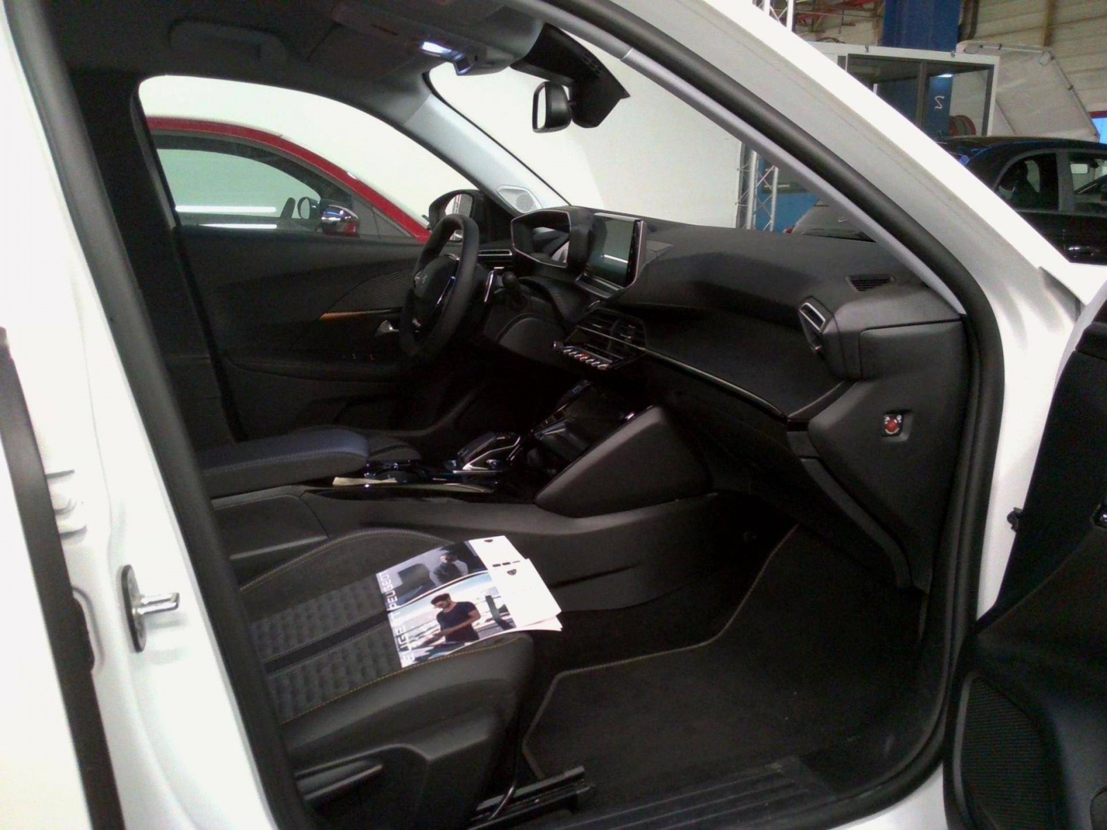 PEUGEOT - 2008 - #192026 - 1