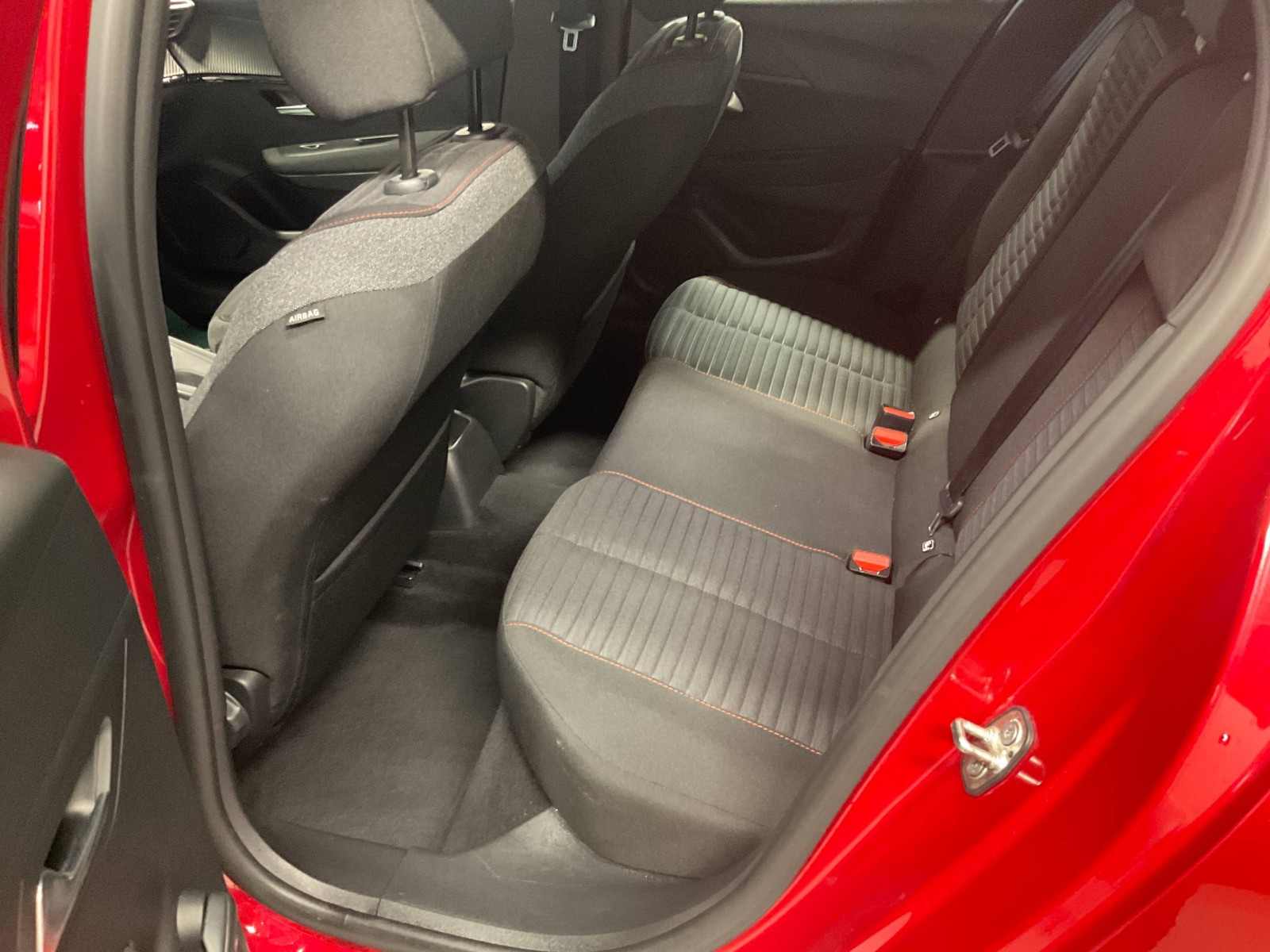 PEUGEOT - 208 - #192045 - 9
