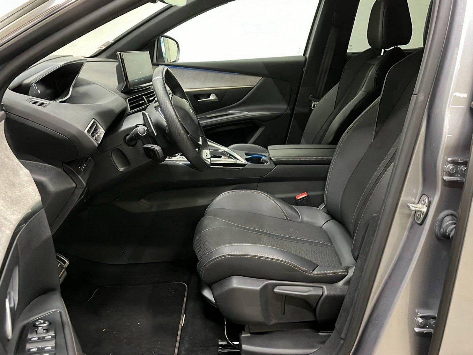 PEUGEOT - 5008 - #197144 - 7