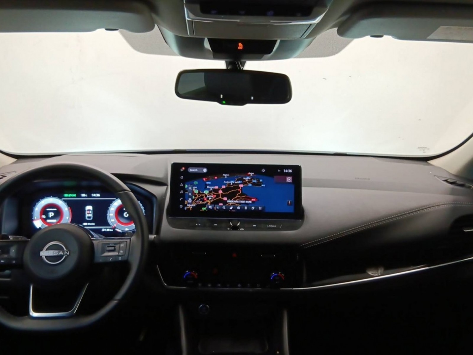 NISSAN - QASHQAI - #189896 - 25