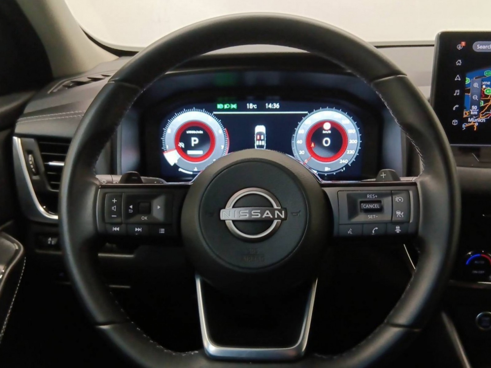NISSAN - QASHQAI - #189896 - 26