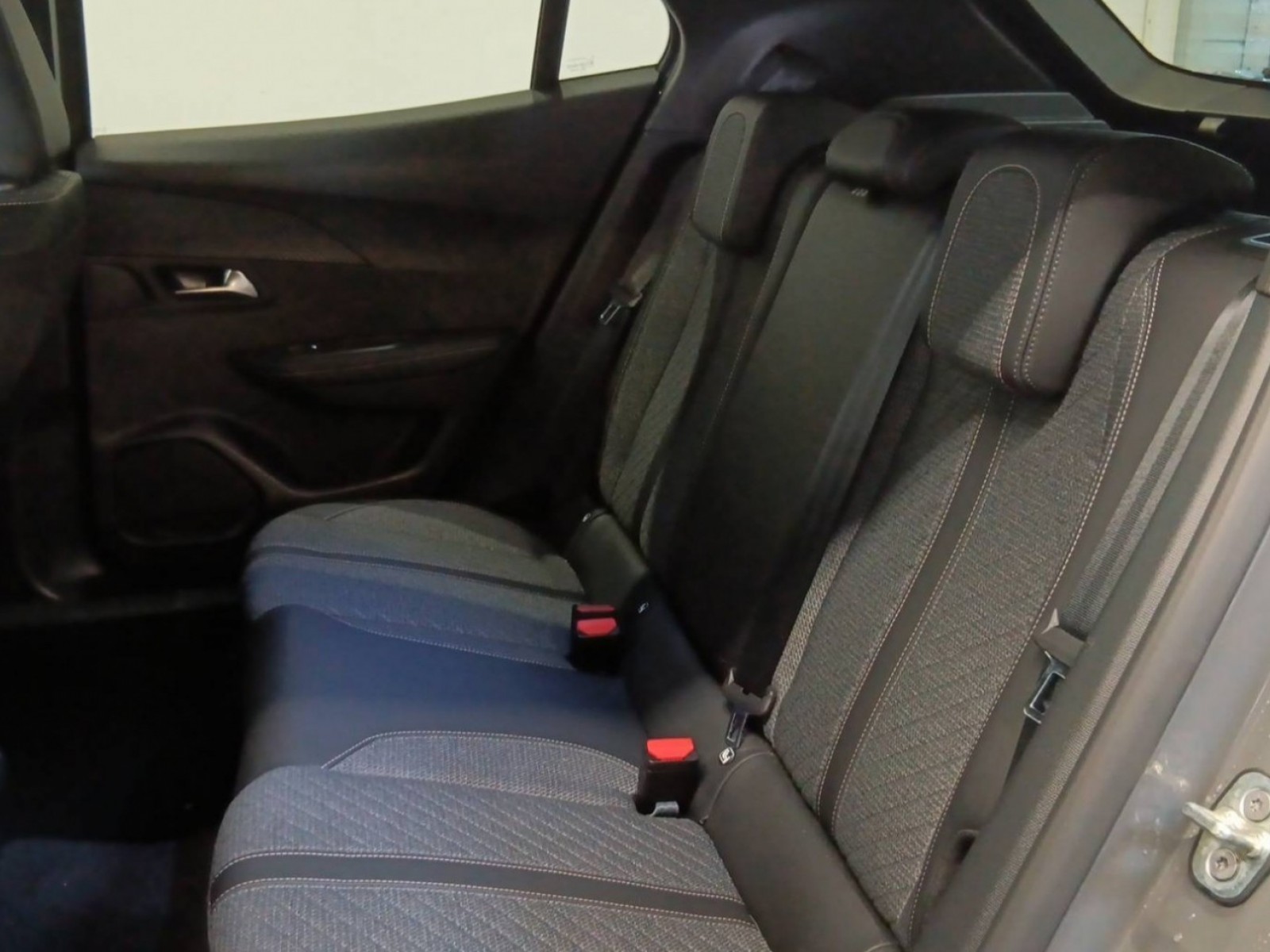 PEUGEOT - 2008 - #188593 - 27