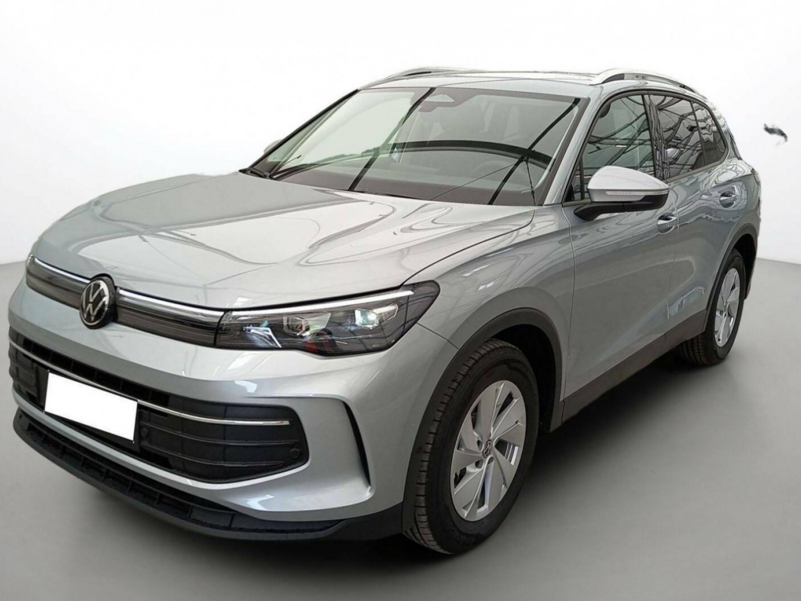 VOLKSWAGEN - TIGUAN - #255694 - 17