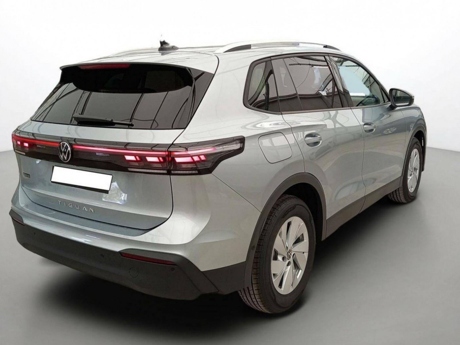 VOLKSWAGEN - TIGUAN - #255694 - 19