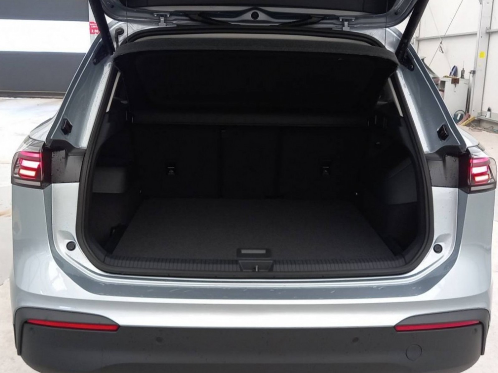 VOLKSWAGEN - TIGUAN - #255694 - 36