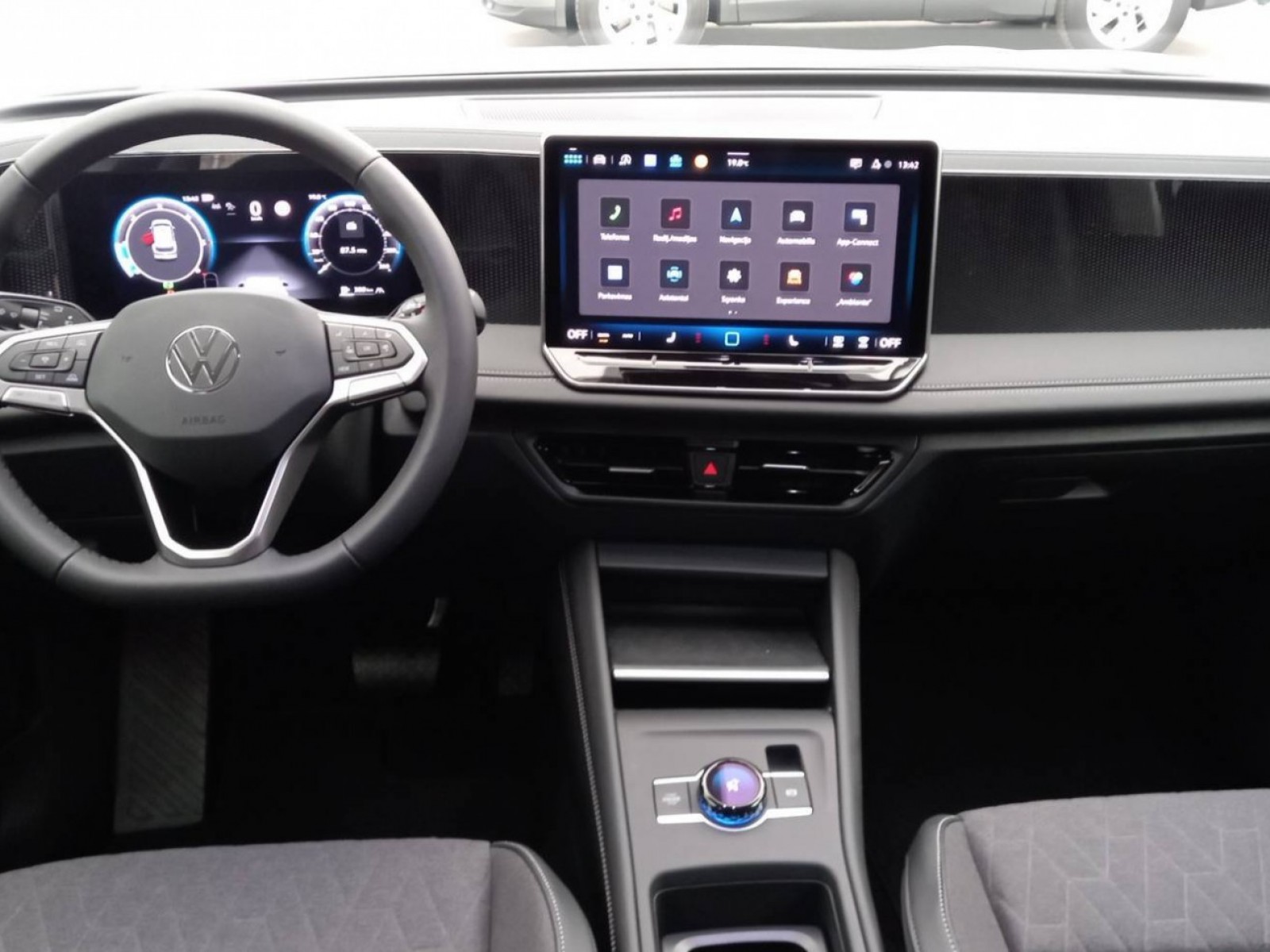 VOLKSWAGEN - TIGUAN - #255695 - 9