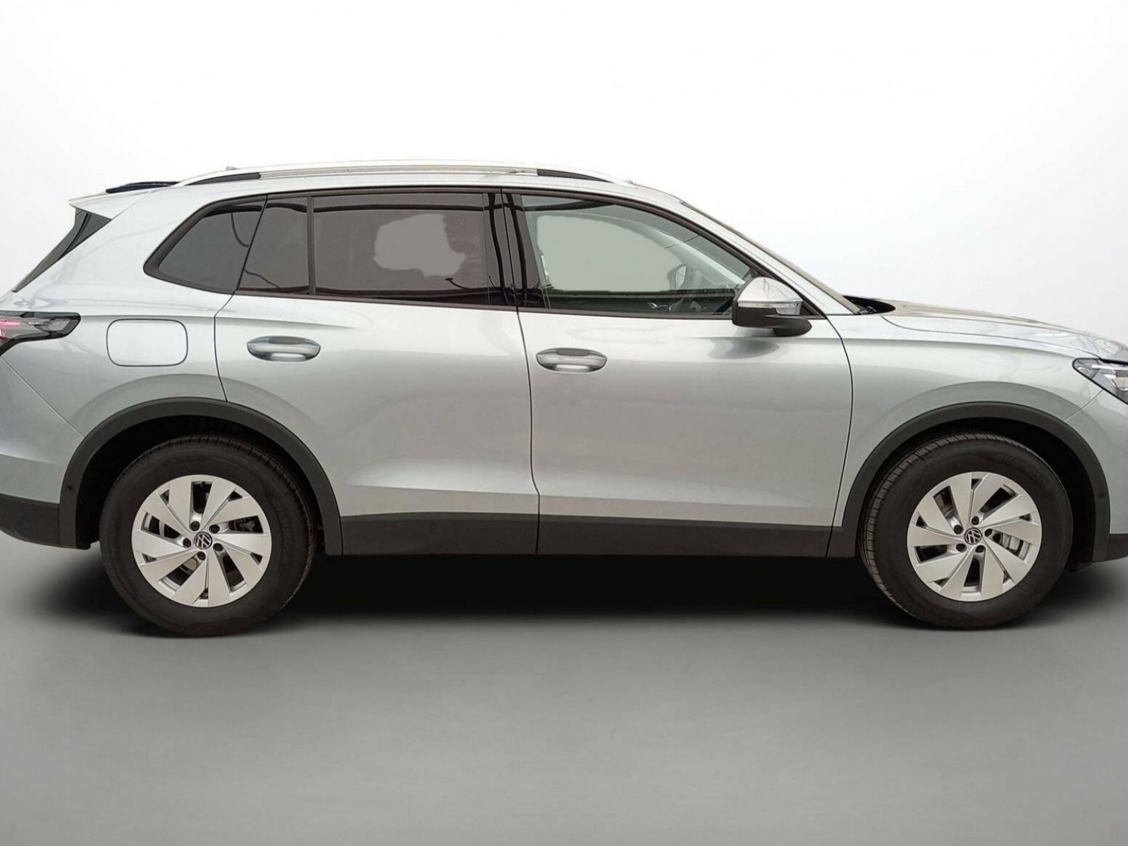 VOLKSWAGEN - TIGUAN - #255695 - 15