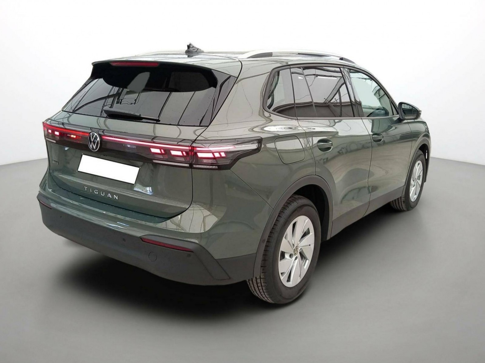 VOLKSWAGEN - TIGUAN - #255699 - 3
