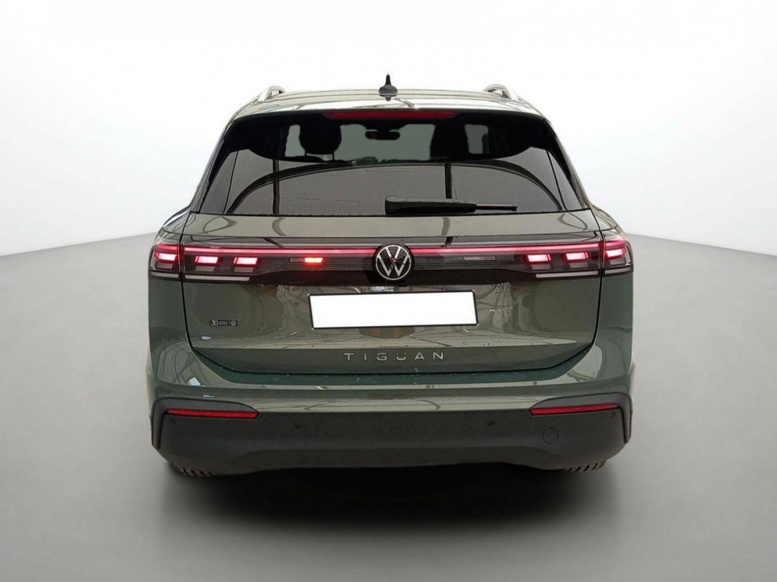 VOLKSWAGEN - TIGUAN - #255699 - 27