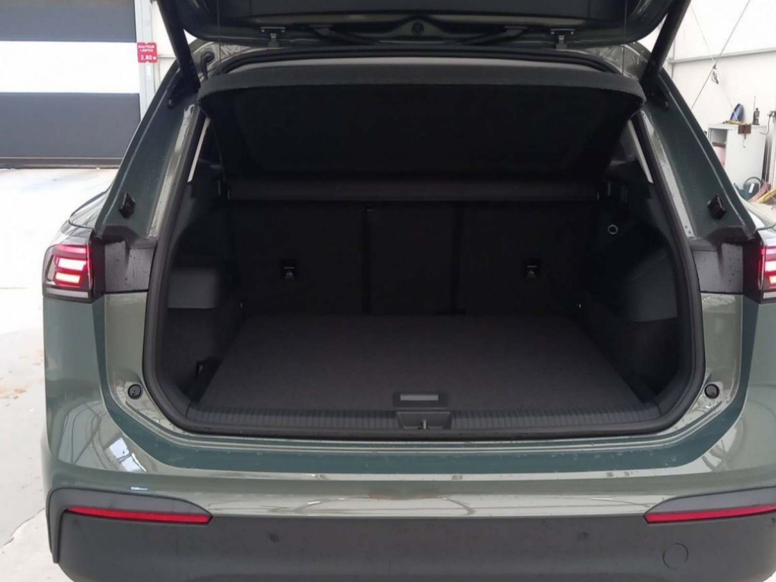 VOLKSWAGEN - TIGUAN - #255699 - 39