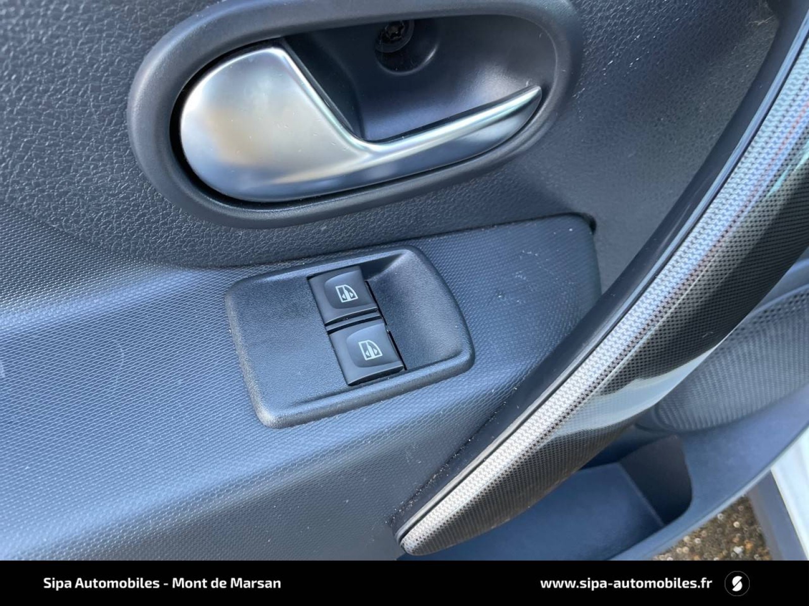 DACIA - SANDERO - #194327 - 11