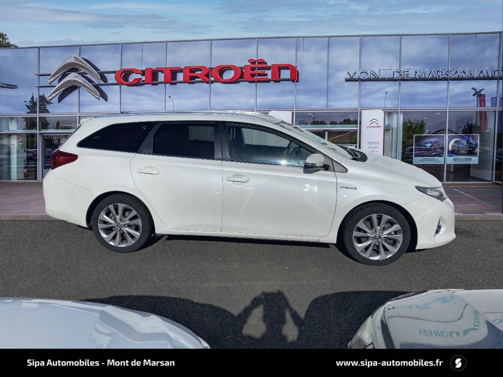 TOYOTA - AURIS TOURING SPORTS - #194351 - 3