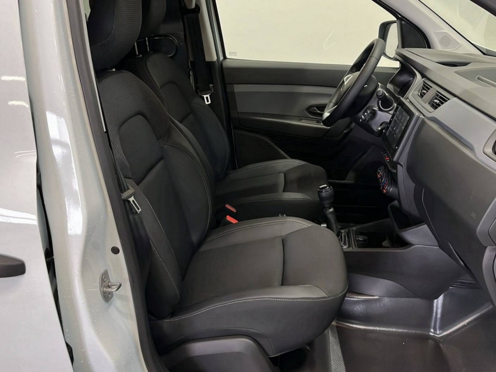 RENAULT - EXPRESS VAN - #328910 - 24