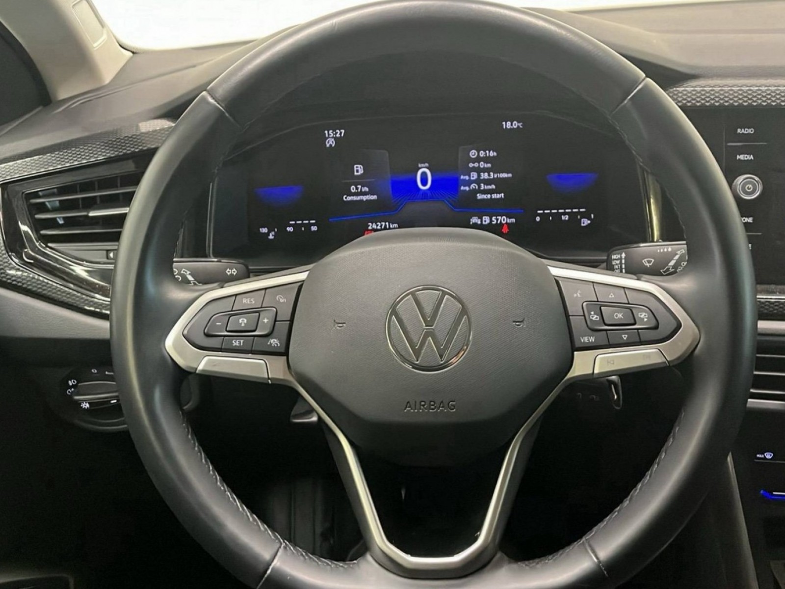 VOLKSWAGEN - TAIGO - #292903 - 26