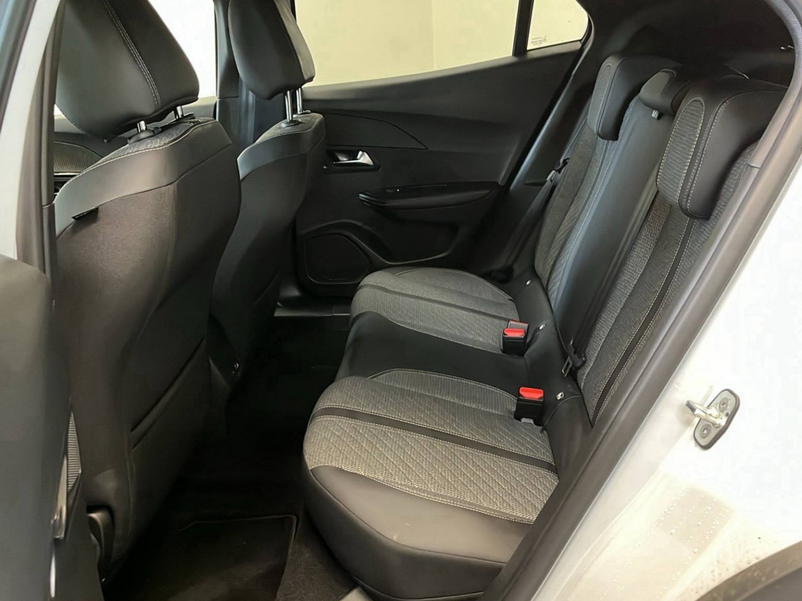 PEUGEOT - 2008 - #199563 - 8
