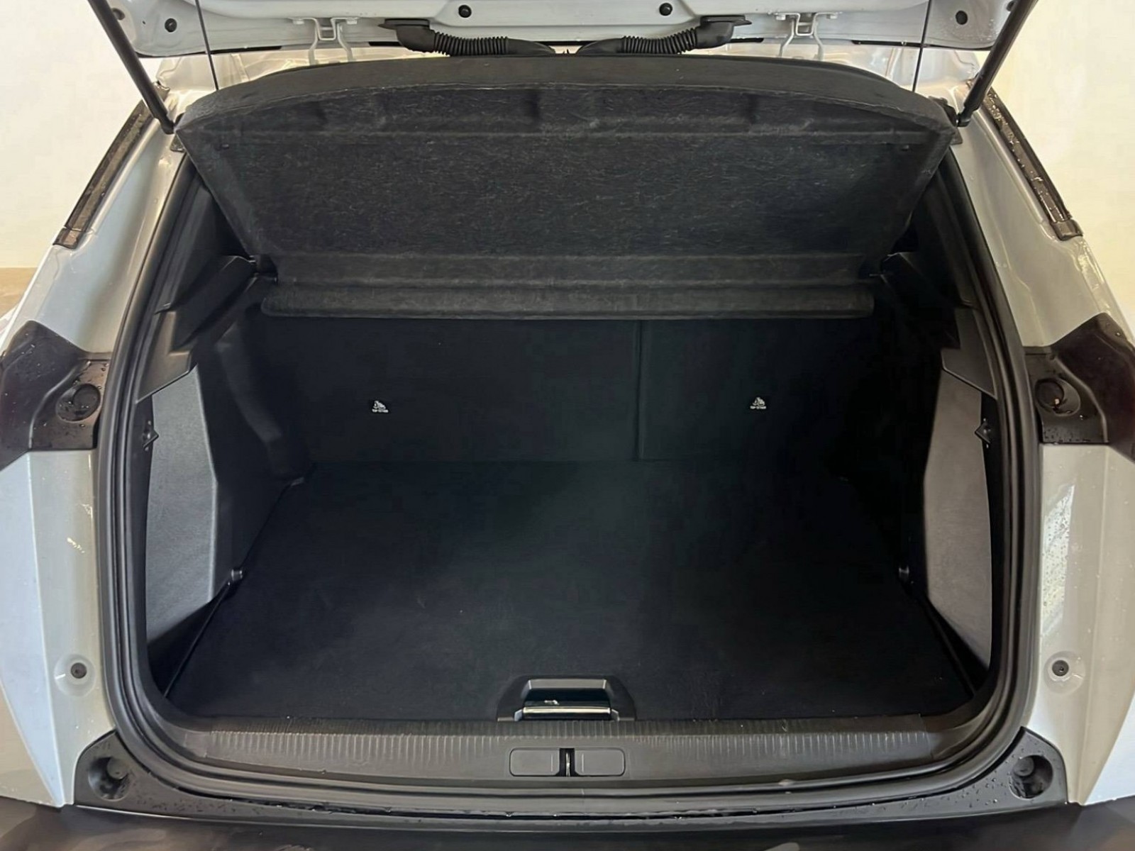 PEUGEOT - 2008 - #199567 - 12
